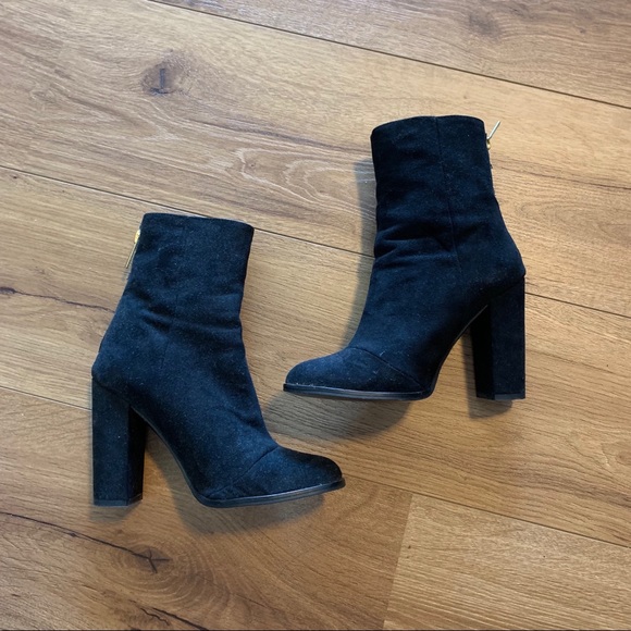 LF Rose Embroidered Boots - Picture 4 of 7